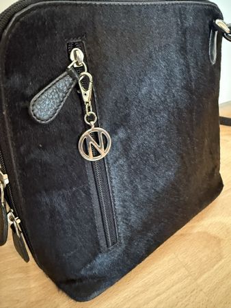 Handtasche NIKA Umhängetasche Leder Top Zustand