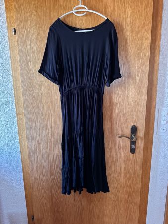Leichtes, luftiges Kleid in Gr. M