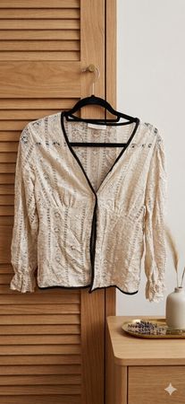 Spitze Stoffjacke