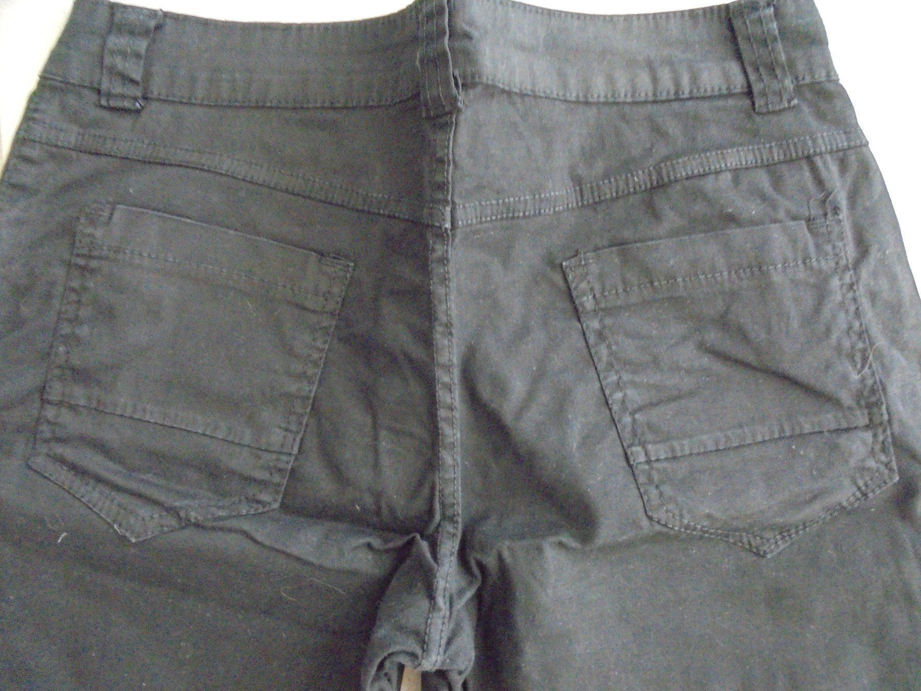Hosen: SHORTS DAMEN GR.34 NEUWERTIG – Gebraucht aus Rotkreuz von Samballi 2