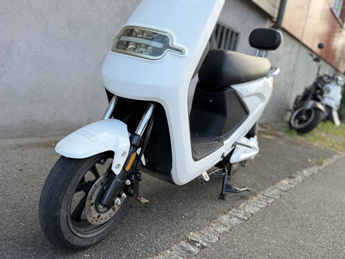 Veicoli elettrici: Elektro Roller Yadea – Usato da Aarau venduto da bikestones 2