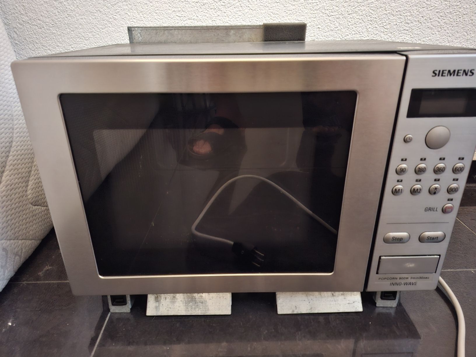 Siemens Elettrodomestici da cucina: Mikrowelle Siemens Inno Wave – Usato da Niederbipp venduto da Seiman1