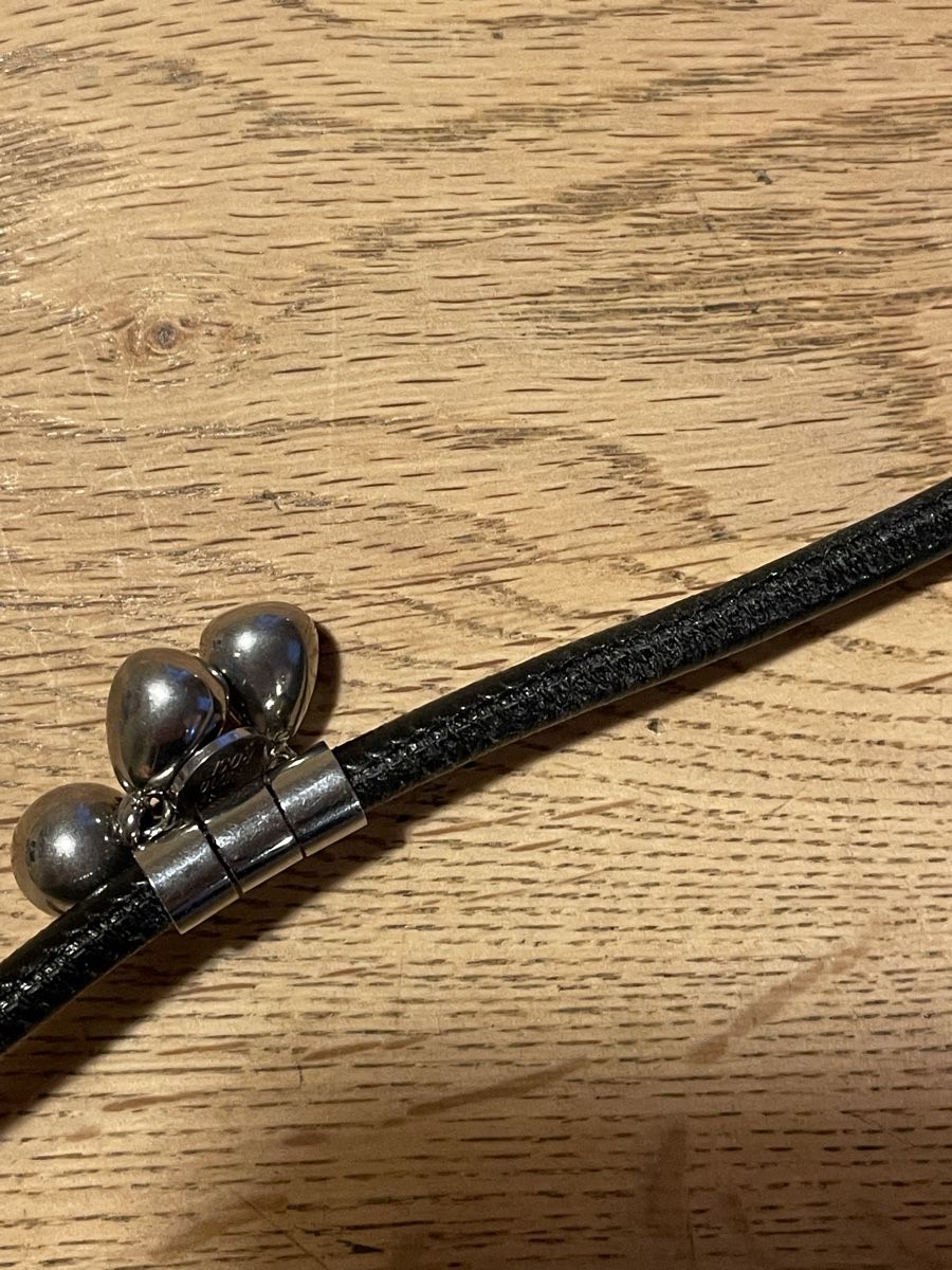 Catenine: Halsband mit Anhängern – Usato da Flawil venduto da Naphtali 4