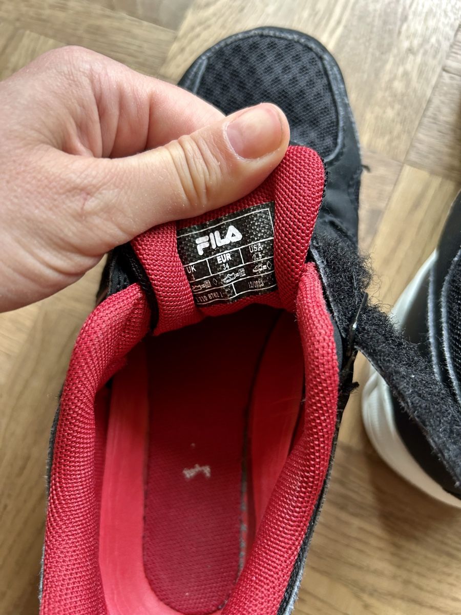 Fila Chaussures garçon: Fila Hallenschuhe Grösse 34 – D'occasion à Luzern par phoensy 1