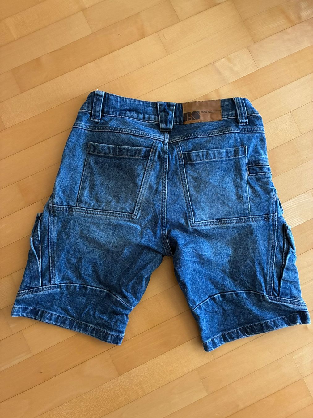 Engelbert Strauss Jeans: Engelbert Strauss e.s Cargo Worker-Jeans Short gr. 48 – Gebraucht aus Aadorf von JFPS