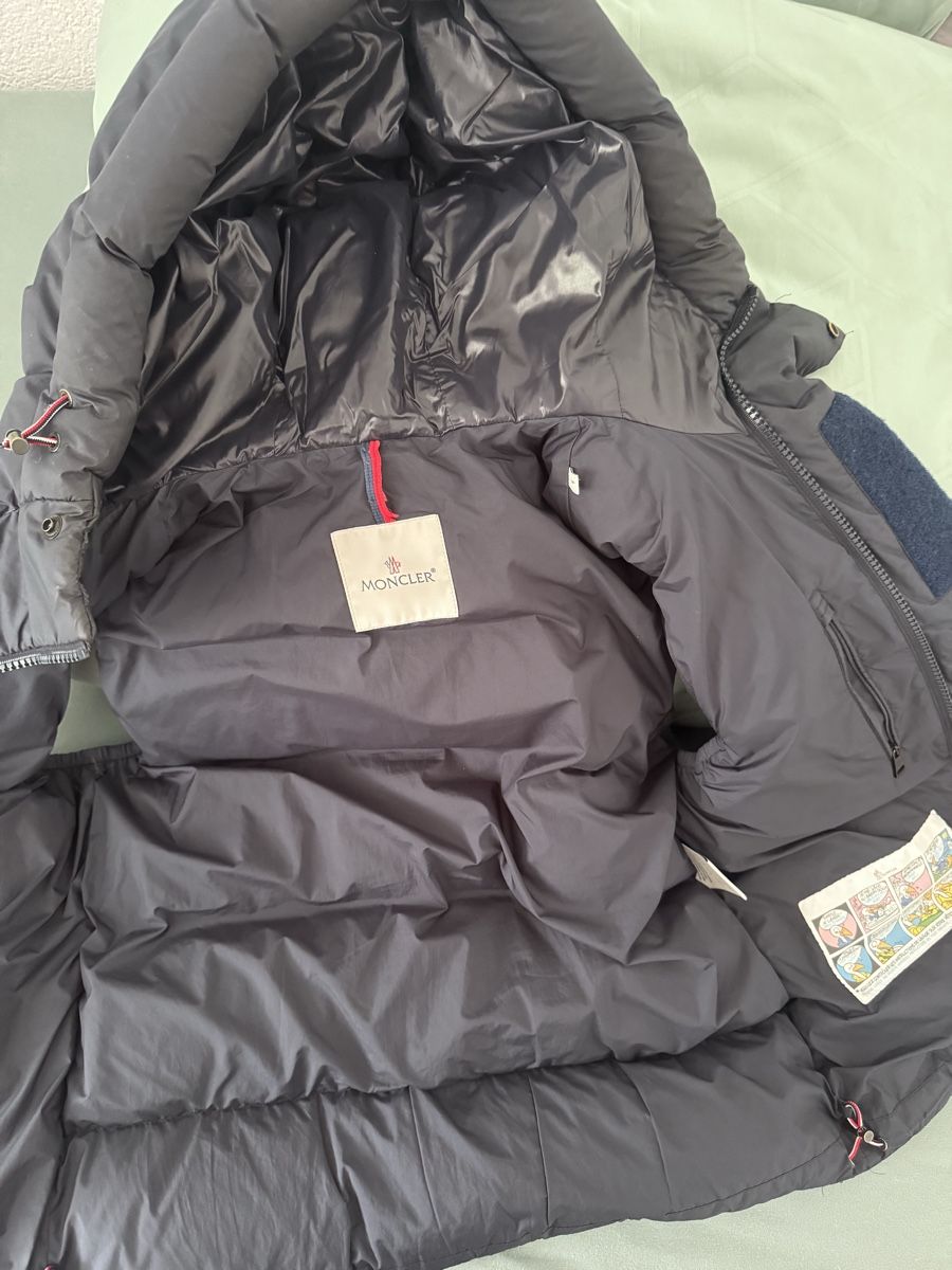 Moncler Gilet & Giacche: Moncler Daunenweste dunkelblau Grösse 1 – Usato da Chur venduto da ric_gf88 1