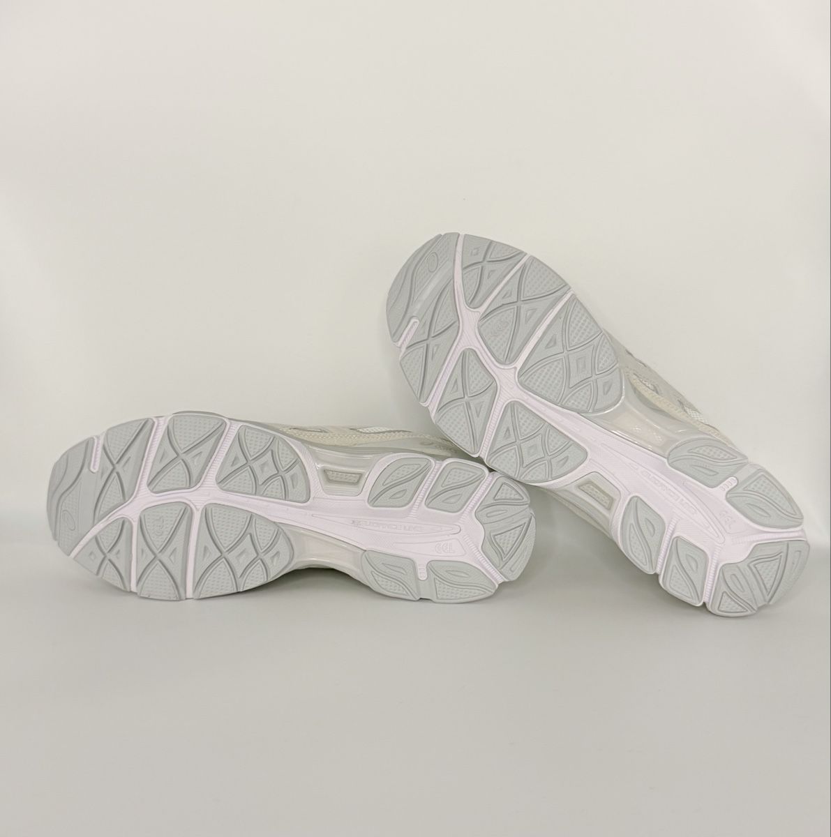 Scarpe da uomo: Asics GEL-NYC EU 44 – Nuovo e nell'imballaggio originale da Oberengstringen venduto da can_5gxb 5
