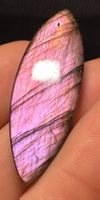Wunderschönes Labradorit Cabochon von höchster Qualität