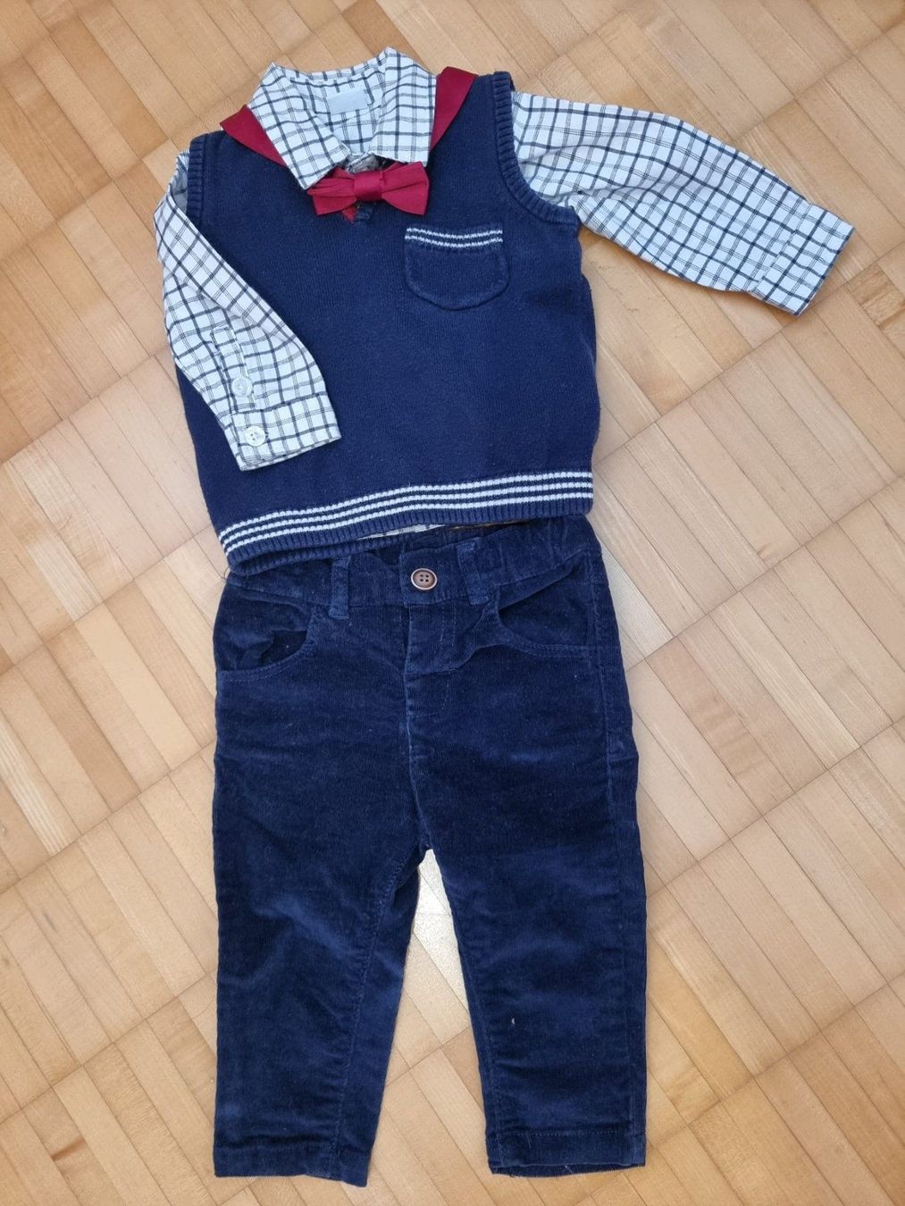 Kleiderpakete & -sets: Baby Kleider-Set, Gr. 68 – Gebraucht aus Oftringen von Tunertune