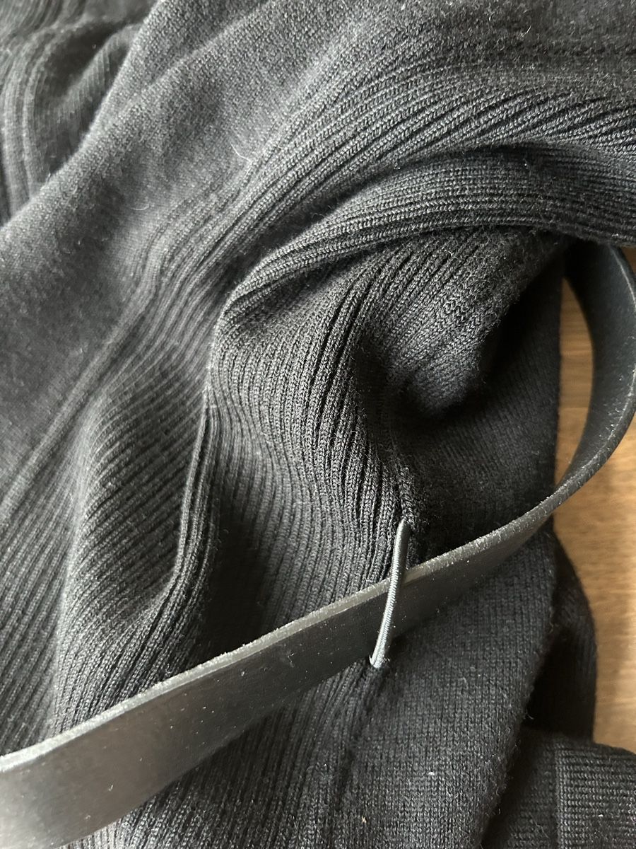 Pulls & Sweat-shirts: Schwarzer Pulli von Prada, Gr. 40 – D'occasion à Wohlen b. Bern par Beppe99 3