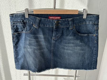 Guess Jeans Skirt - Size 32 - Perfect for Summer Days!