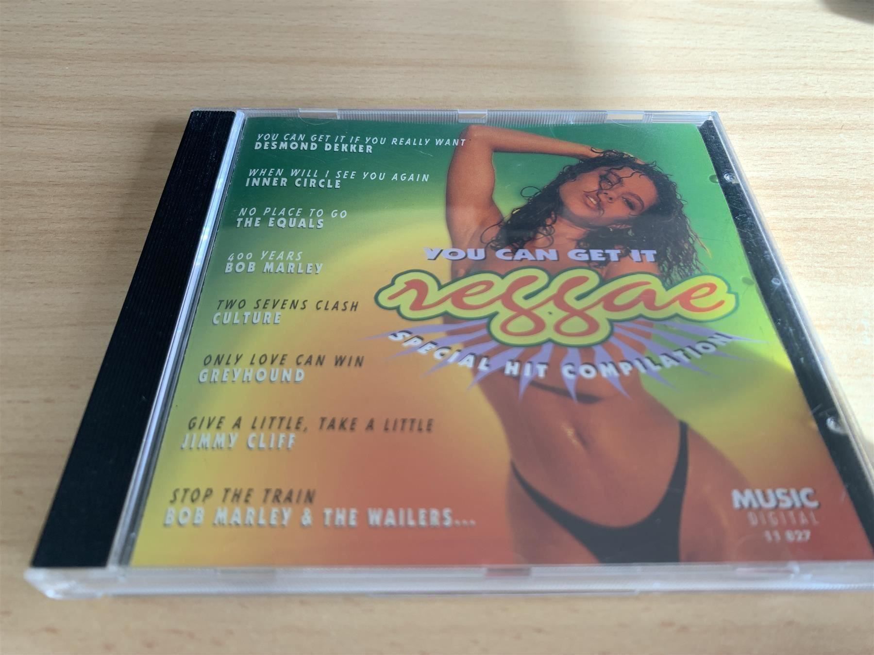 CD: Reggae (Special Hit Compilation) – Usato da Rikon im Tösstal venduto da Alpenmutz