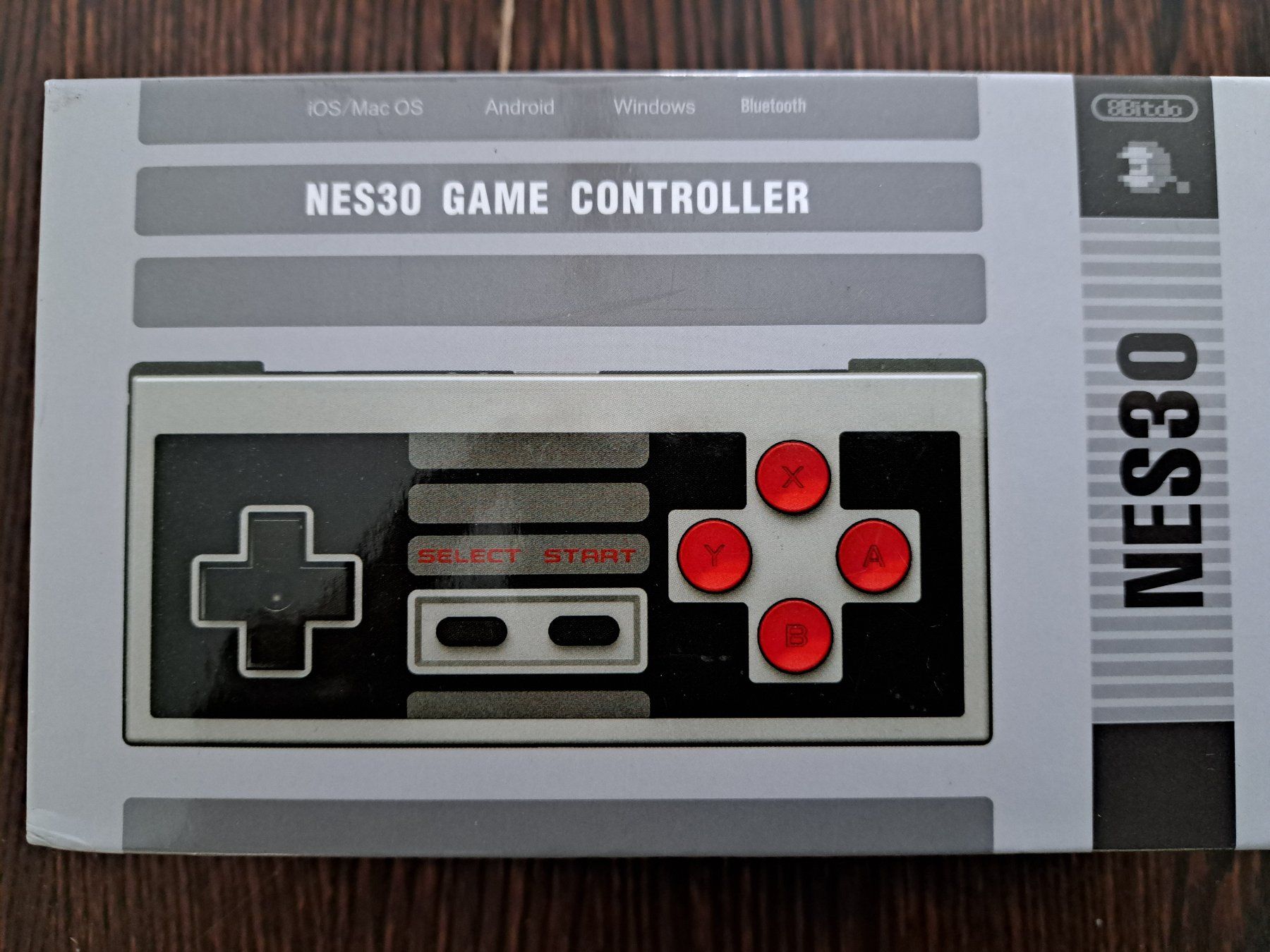 Controller: NES 30 Game Controller 8bitdo – Gebraucht aus Malters von