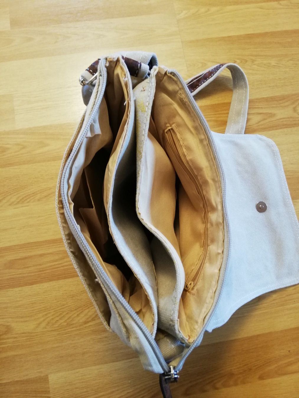 Borse: Tasche, Umhängetasche, cooles Design – Nuovo (secondo la descrizione) da Davos Platz venduto da wauwauin 3