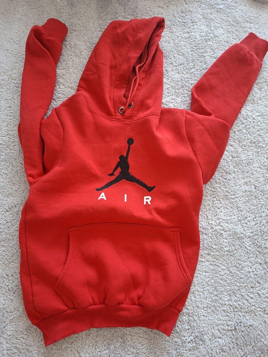 Jordan Pullover & Sweatshirts: Sweat à capuche Jordan rouge  – Gebraucht aus Renens VD von ser_j2fn 1