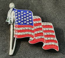 Z351 - Brosche Flagge Fahne USA Amerika mit Glitzersteinchen
