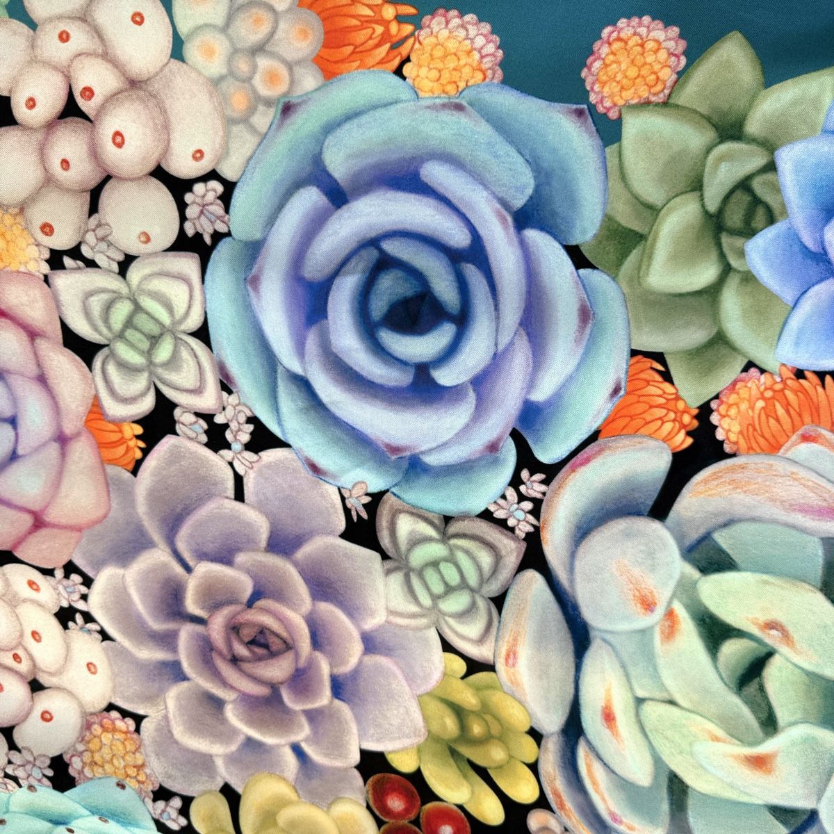 Fabric Frontline Foulard & Sciarpe: FABRIC FRONTLINE Satin Silk Scarf – Usato da Emmen venduto da Avviivva_Com2023 6