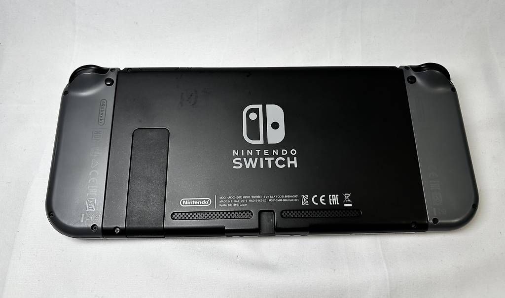 Nintendo Console: Nintendo Switch Console | 64GB MicroSD + Gioco – Usato da Gordola venduto da kar_gy5g 4