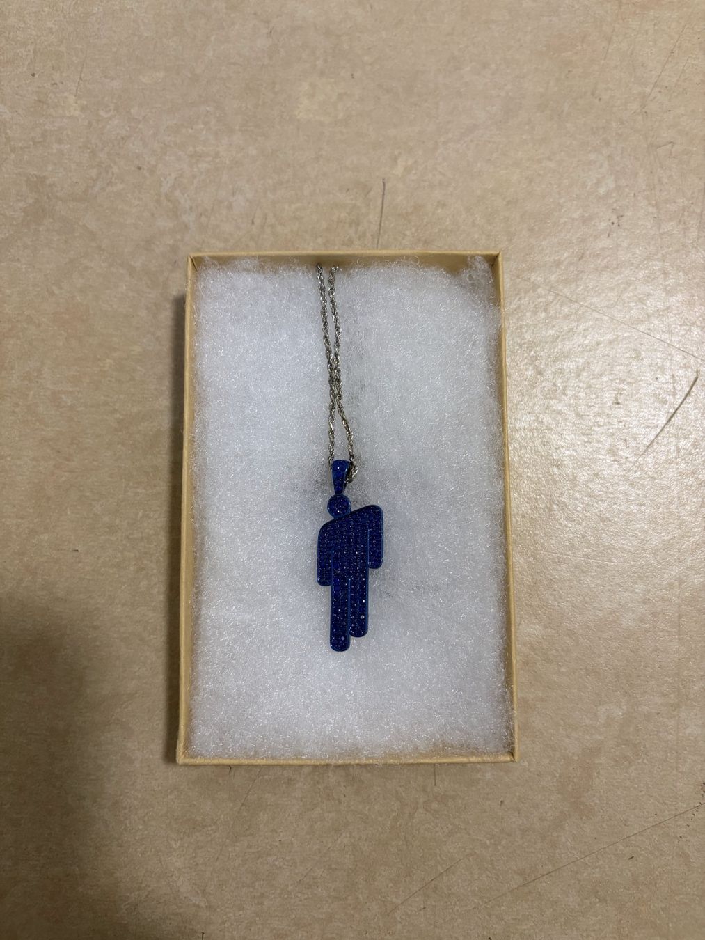Colliers: Billie eilish Blue Blohsh Necklace – Neuf avec emballage d'origine à Zürich par Nexaro 1