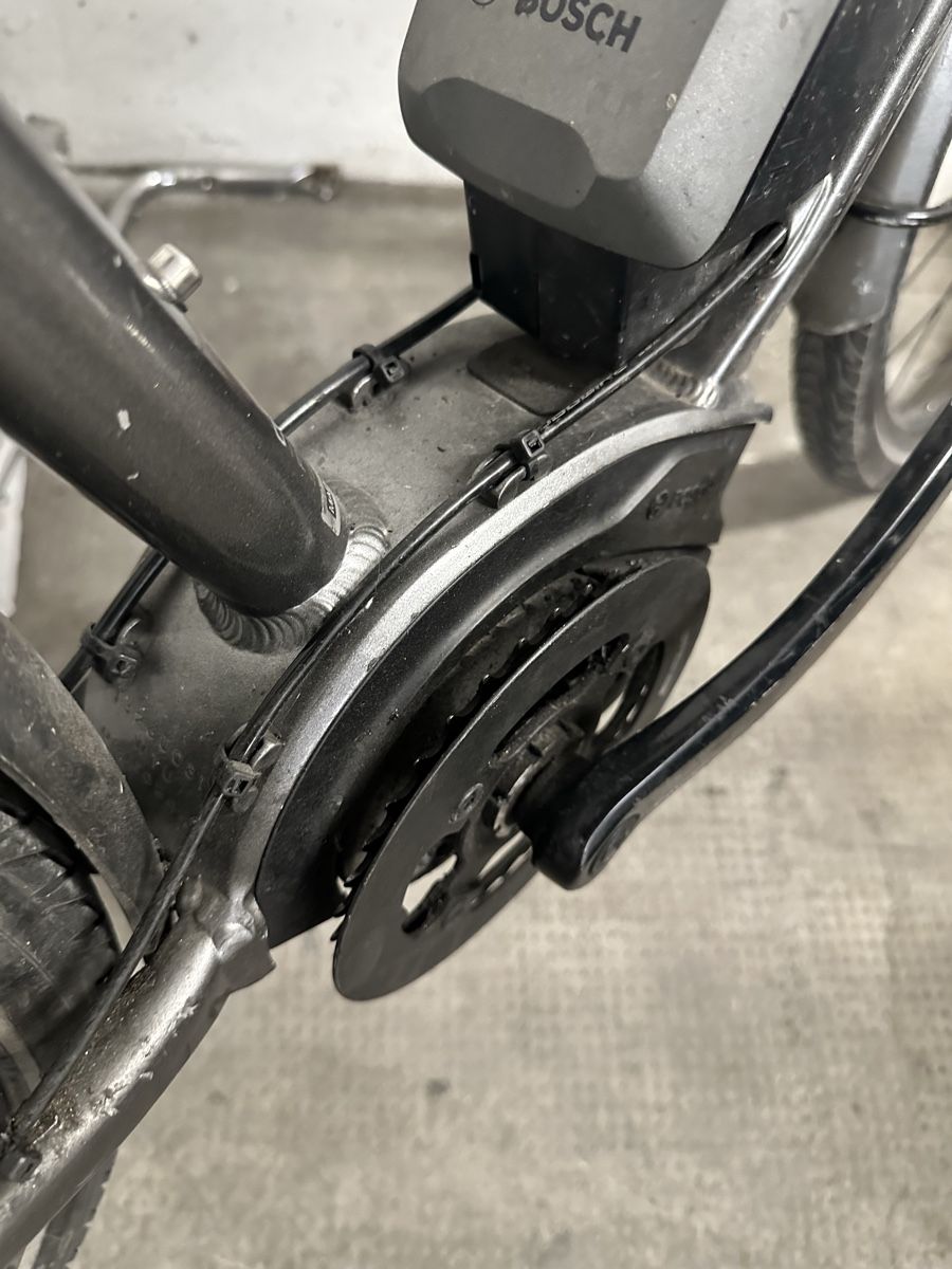 Bosch Vélos: Vélo électrique  – D'occasion à Châtelaine par Mayy 5