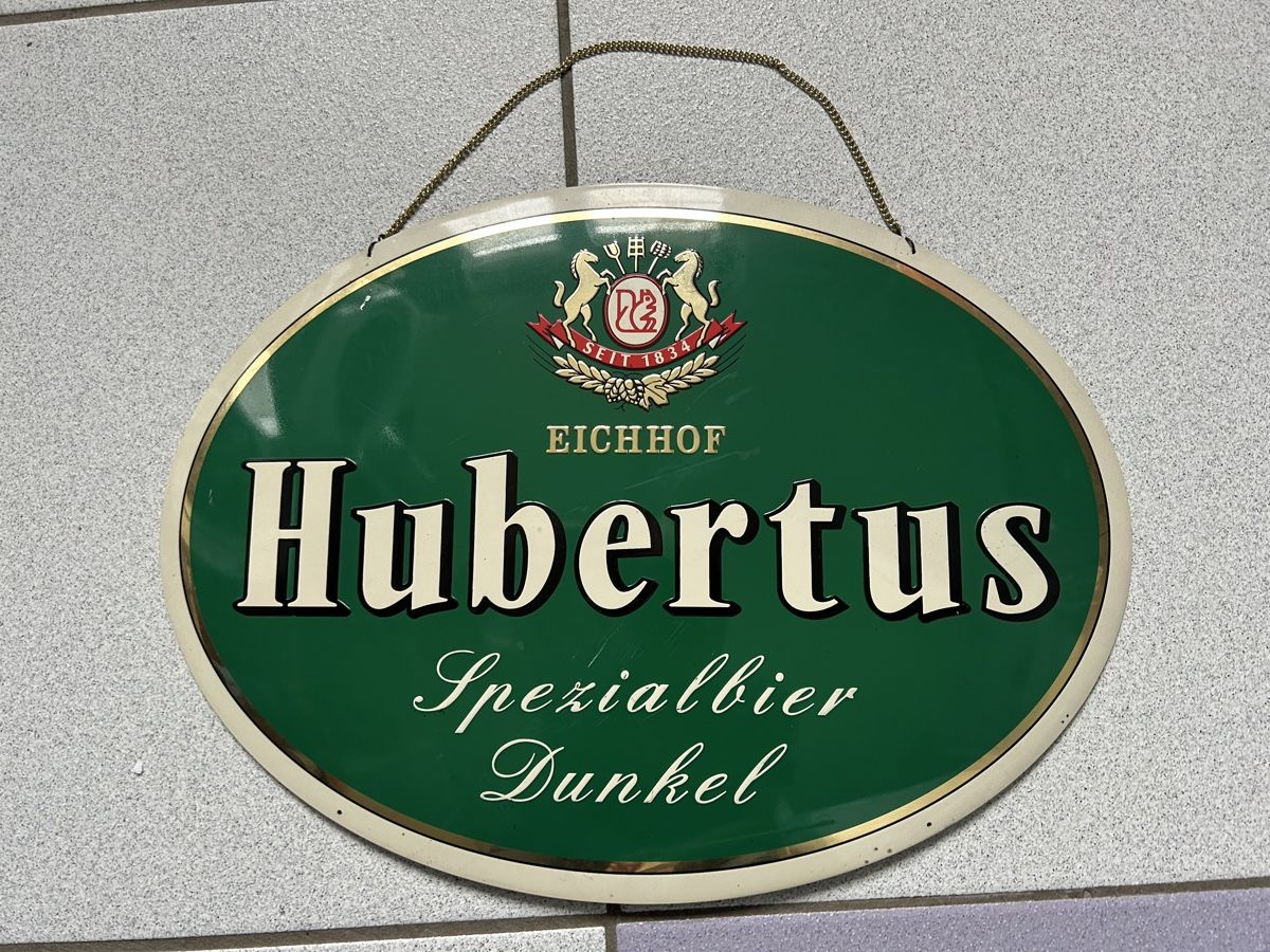 Alle Dekorationen: Eichhof Hubertus Blechschild Vintage – Gebraucht aus Horw von Tigercat635