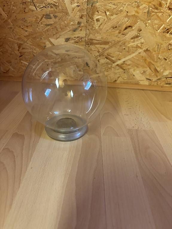Tutte le decorazioni: Boule de verre pour fleurs en aquarium – Usato da Evionnaz venduto da roh_l5yz