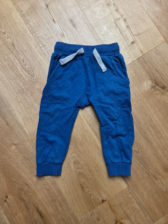 Hose Gr. 86 (blau)