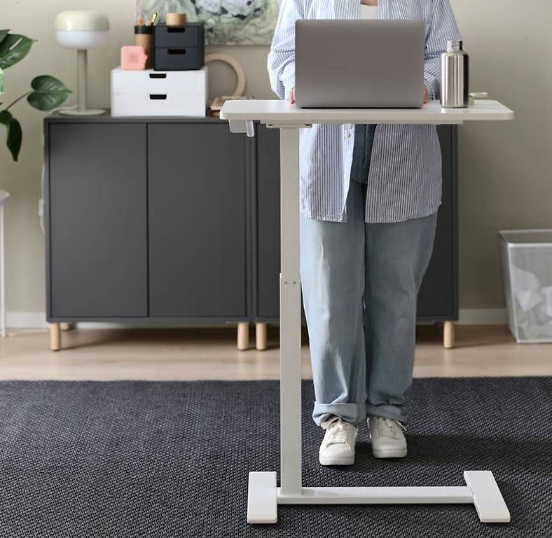 Autre mobilier: Laptoptisch Ikea, neu – D'occasion à Tägerwilen par Oranje-1 1
