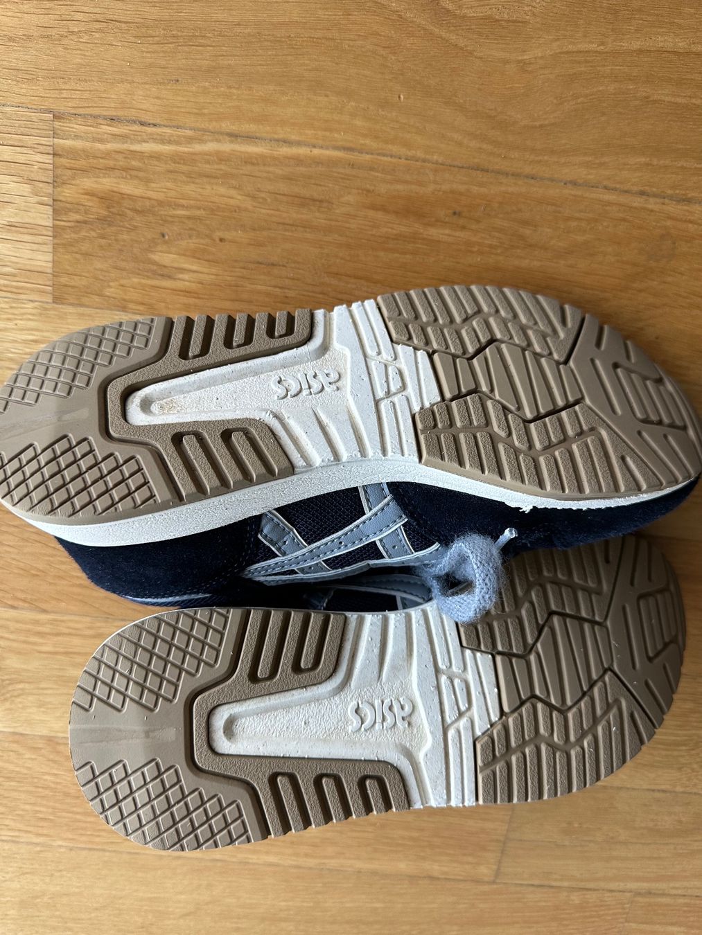 Viking Scarpe per ragazzi: ASICS Sneaker 36 Blue – Usato da Montagnola venduto da eva_gm6j 4