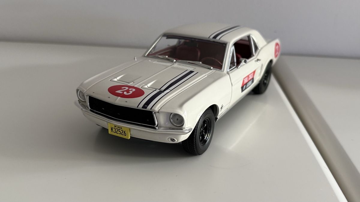 Ford Modellini d'auto: Ford Mustang Coupe 1967,Thrill Circus ! – Usato da Basel venduto da Zomeg 2