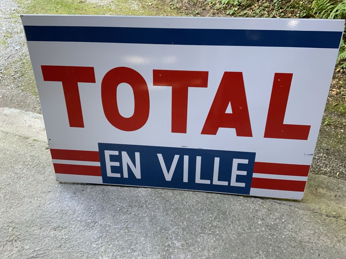 Insegne: Grosses TOTAL Emailschild top – Usato da Willisau venduto da Minali 1