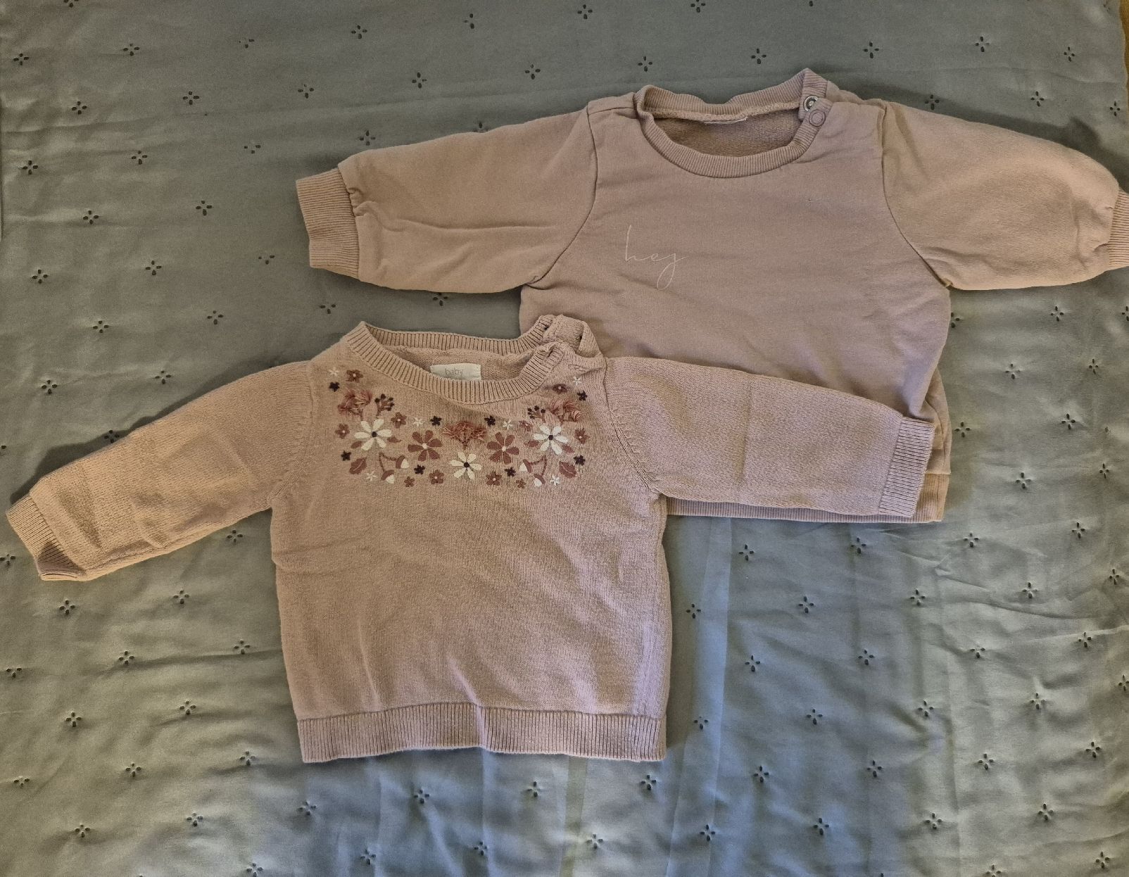 Kleiderpakete & -sets: Kleiderpaket Gr. 62/68 Mädchen – Gebraucht aus Hettlingen von san_78bv 1