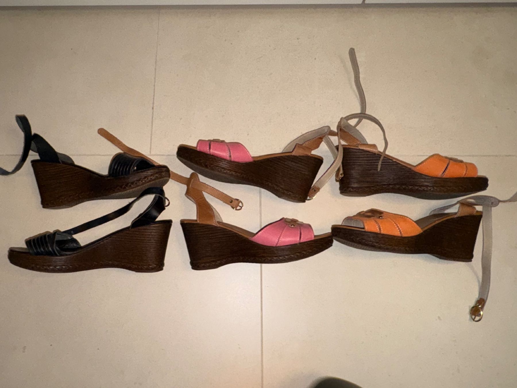 Scarpe da donna: Sandalen – Usato da Posat venduto da Syrenaica01 1