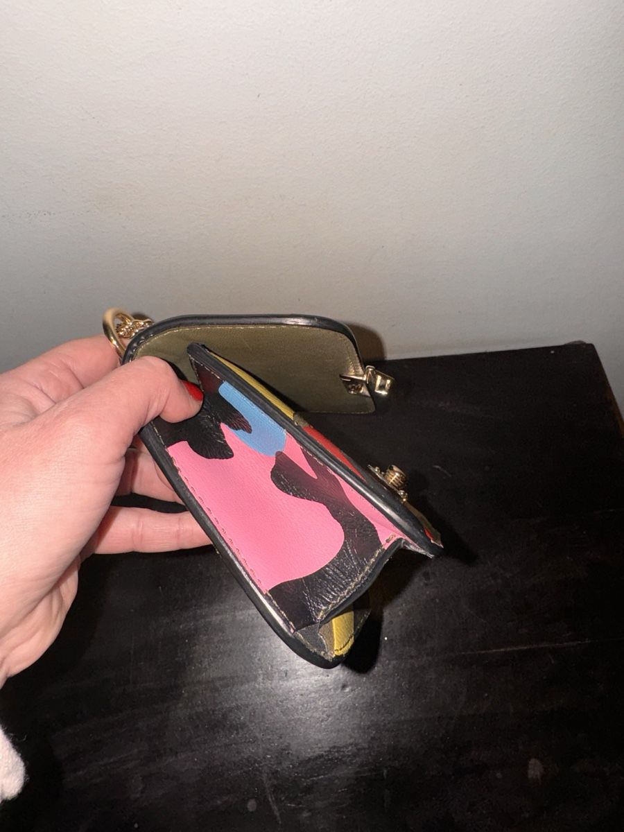 Taschen für Damen: Valentino Rockstud Camouflage Tasche Limited Ed. – Gebraucht aus Regensdorf von mery26 8