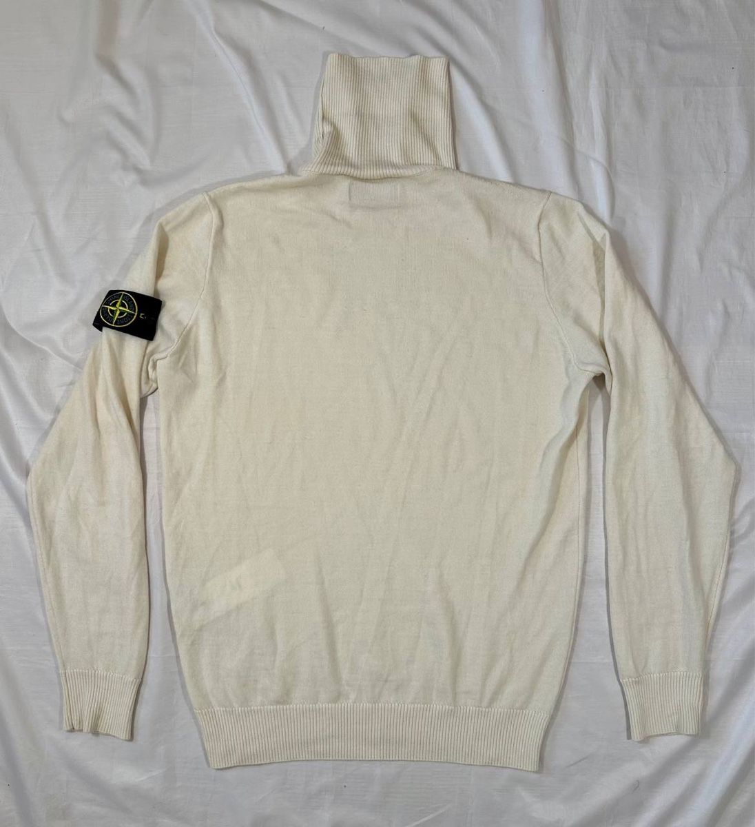 Stone Island Pullover & Sweatshirts: Stone Island Pullover  – Gebraucht aus Pfäffikon ZH von Nataliia. 1