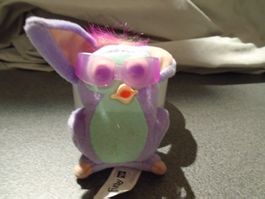Furby, Mc Donalds, lila