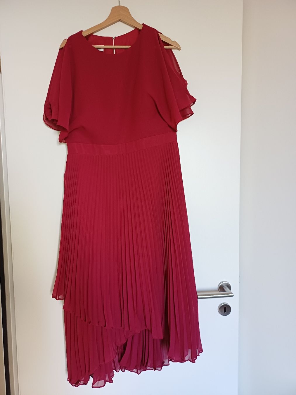 JJ’s House Kleider: Chiffonkleid rot Grösse 40/42 – Neu (gemäss Beschreibung) aus Schwerzenbach von mss_66gb 1