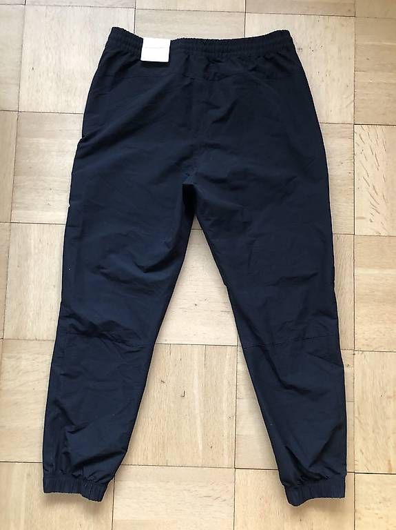 H&M Pantaloni: Leichte Softshell Hose Wanderhose H&M Gr. M - L NEU – Nuovo e nell'imballaggio originale da Zürich venduto da twice_secondhand 1