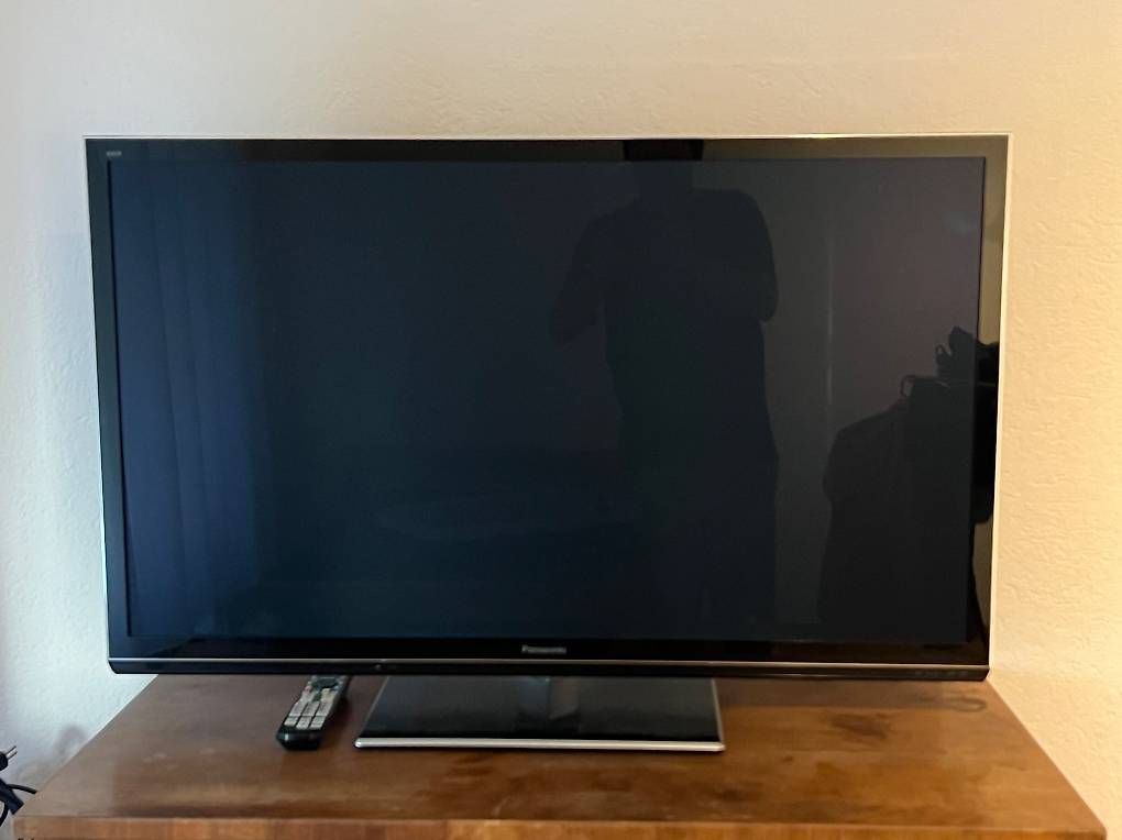 Fernseher: Fernseher (Panasonic Viera) – Gebraucht aus Ilanz von grischun83