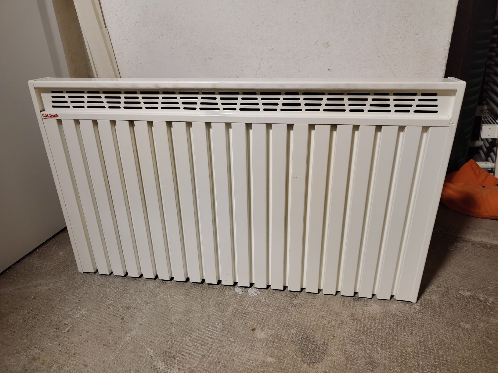 Radiatori: radiateur électrique  – Usato da Cernier venduto da Quinquin02 1