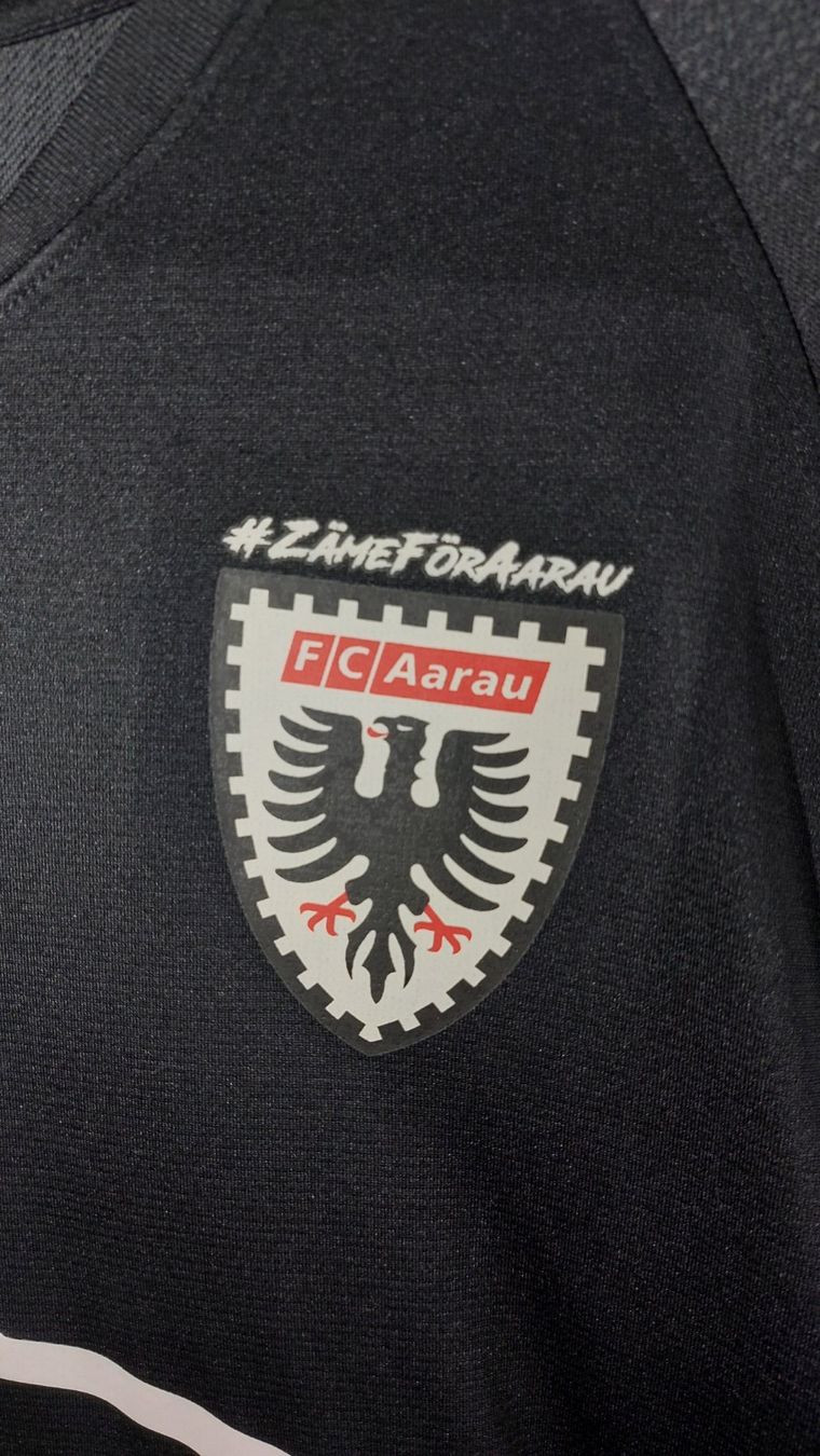 Nike Canottiere & Pantaloni: FC Aarau Trikot 2019/20 Gr. M Signed – Nuovo (secondo la descrizione) da Hedingen venduto da Turicun25 4