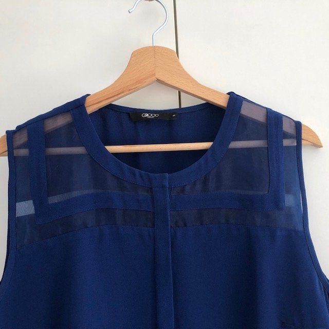 Blusen: Royal-blaue Bluse, G2000, 44, ohne Arm – Gebraucht aus Hünenberg See von dustein 3