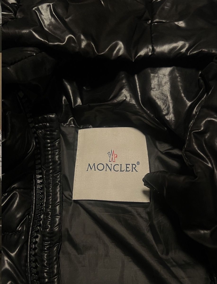 Moncler Jacken: Daunenjacke Moncler schwarz – Gebraucht aus Gossau SG von eor_9jvs 1