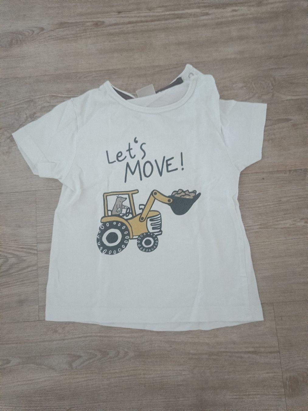 Hemden, T-Shirts & Polos: T-Shirt Grösse 86 – Gebraucht aus Jaberg von urig17.