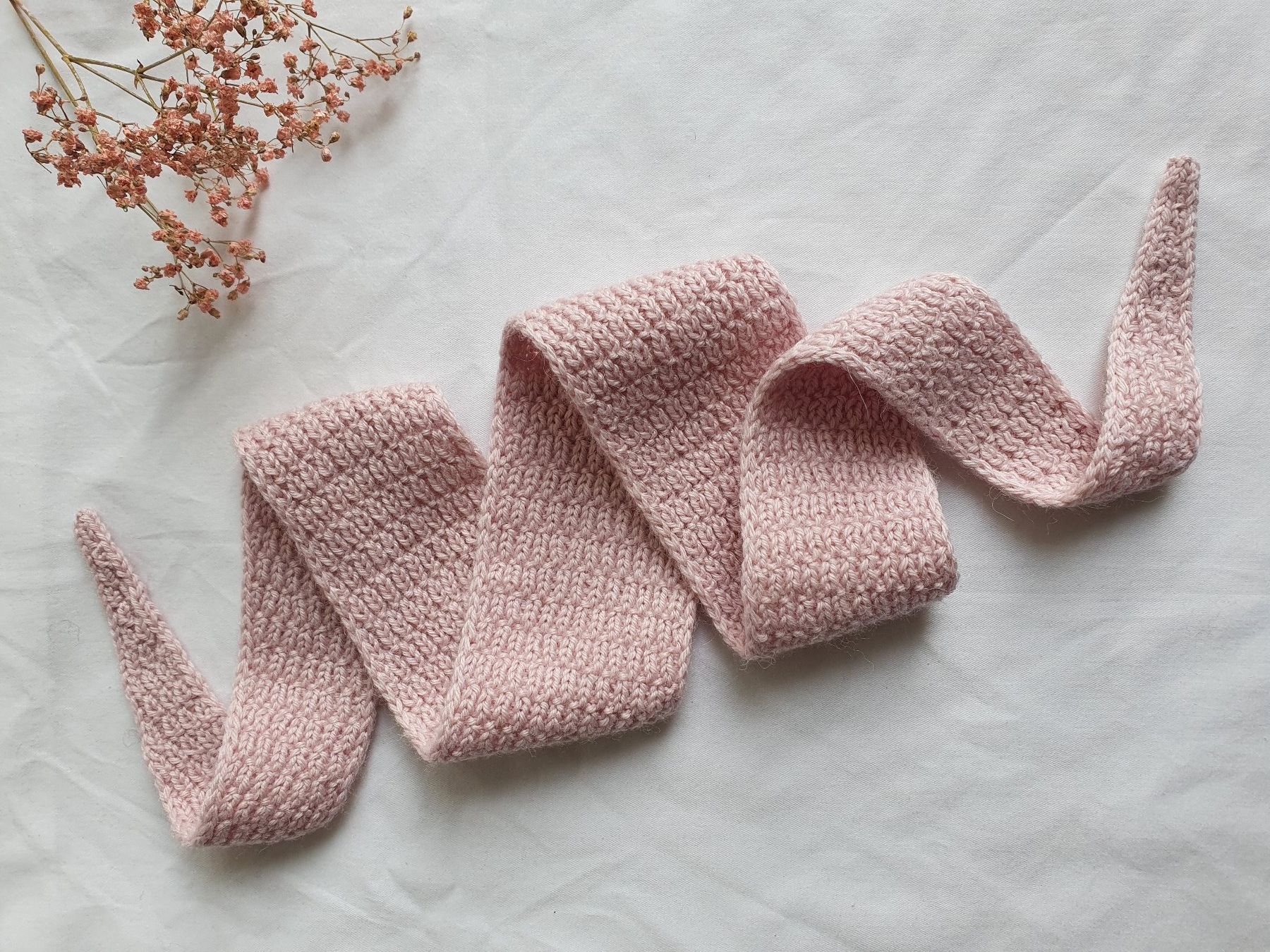 Foulard & Sciarpe: Mini scarf, Strickschal, Handgestrickt, Unikat, Geschenk – Nuovo e nell'imballaggio originale da Neunkirch venduto da Sandramay 1