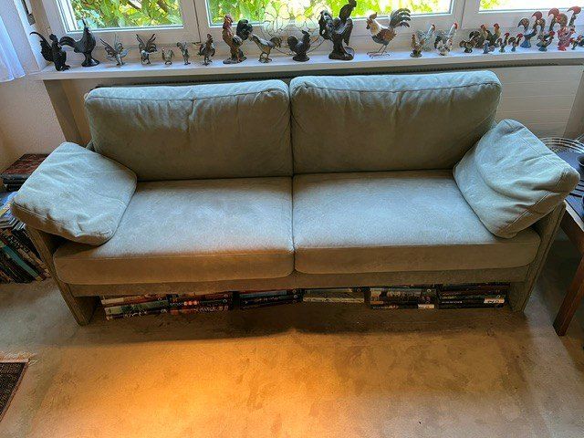 Sofas: 2er Sofa – D'occasion à Hofstetten SO par fan_5g5j