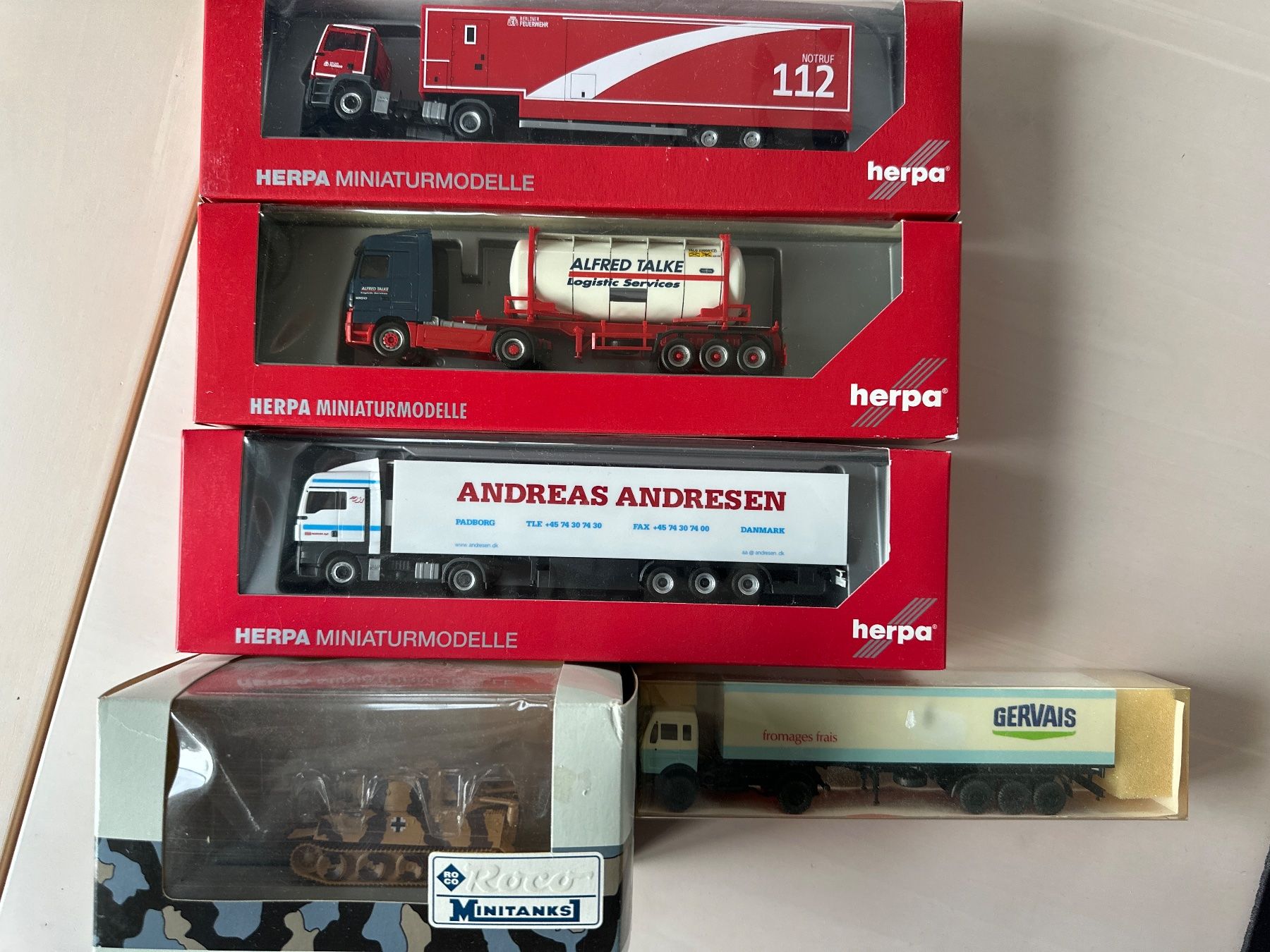Kit di modellismo & Modellini statici: Modell Konvolut diverse Hersteller 20 Modelle – Nuovo e nell'imballaggio originale da Egnach venduto da Thunder58 2