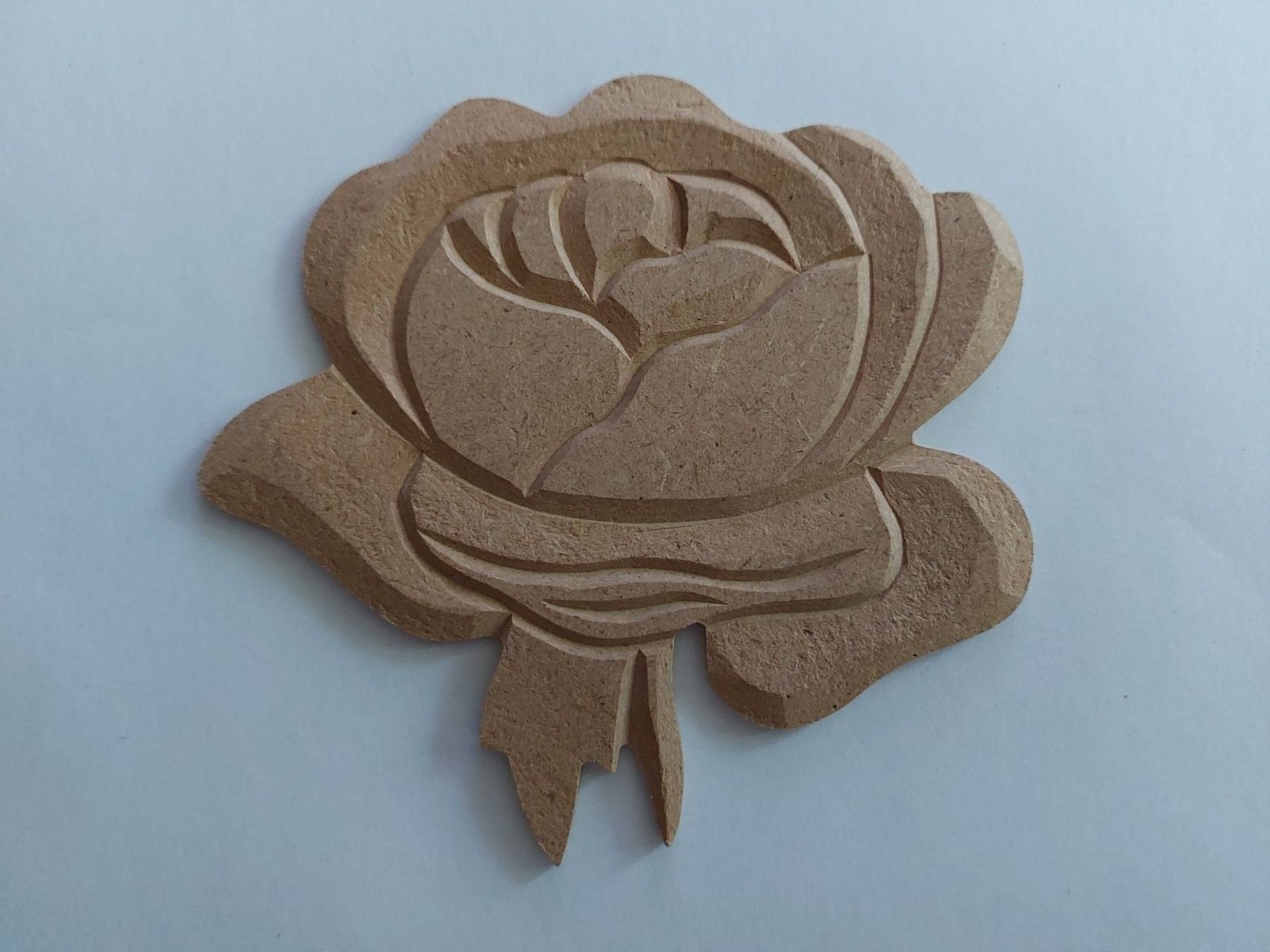 Articles en bois: Rose aus Faserplatte – Neuf (Voir description) à Schönengrund par ThuleA