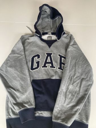 Pull GAP à capuche gris et bleu marine, Taille XS comme neuf