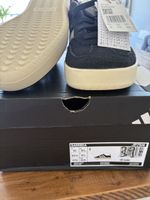 Adidas Barreda Sneaker Schwarz Grösse 42.5 NEU